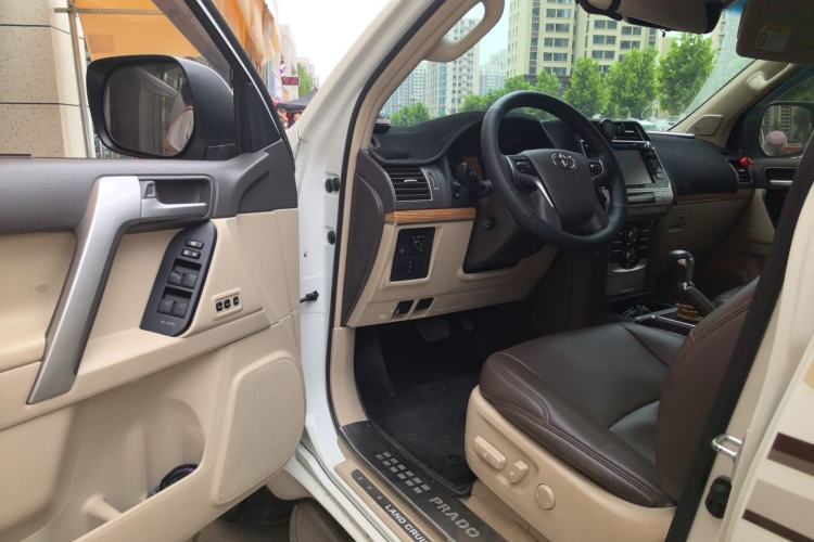 Used Toyota Prado 2018 3.5L Automatic VX NAVI with Rear-Mounted Spare Tire Driver Seat