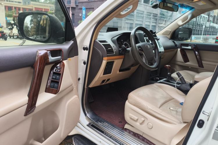 Used Toyota Prado 2018 3.5L Automatic TX-L with Rear-Mounted Spare Tire Driver Seat