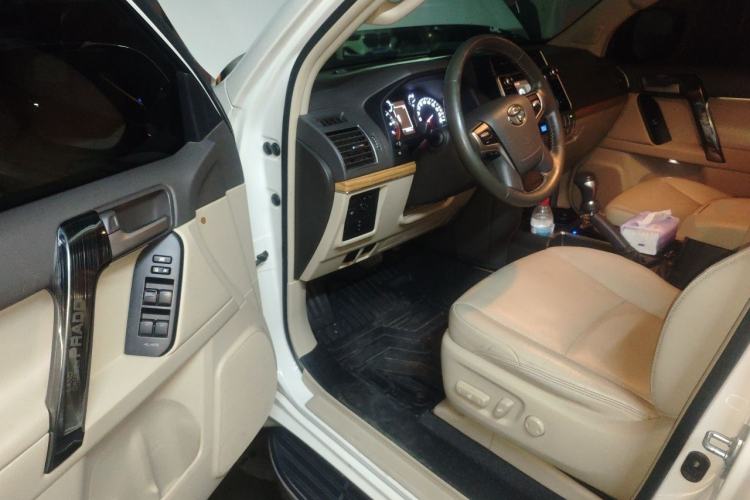 Used Toyota Prado 2018 3.5L Automatic TX-L Driver Seat