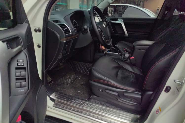 Used Toyota Prado 2018 3.5L Automatic TX Driver Seat