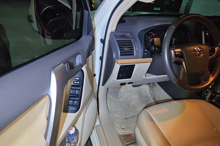 Used Toyota Prado 2018 3.5L Automatic TX Driver Seat