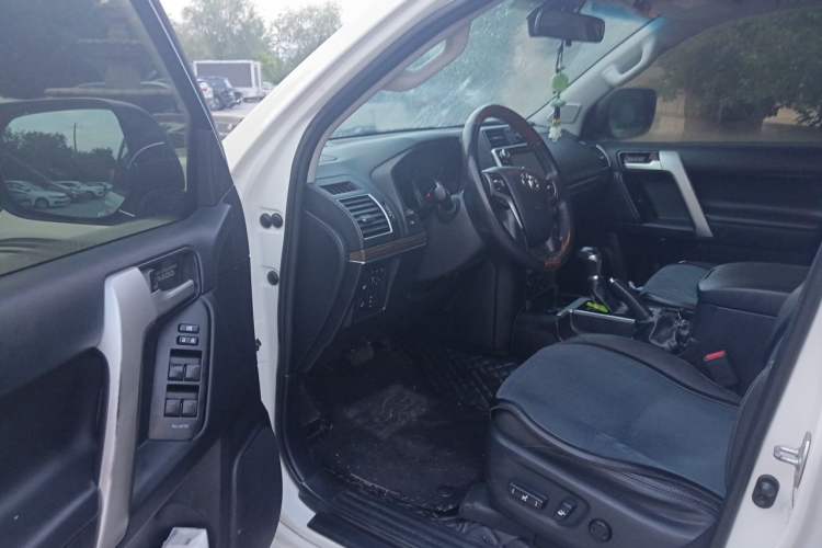 Used Toyota Prado 2018 3.5L Automatic TX-L NAVI Driver Seat