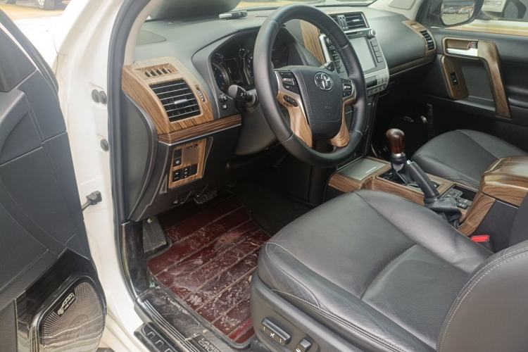 Used Toyota Prado 2018 3.5L Automatic TX-L Driver Seat