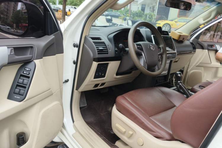 Used Toyota Prado  Driver Seat
