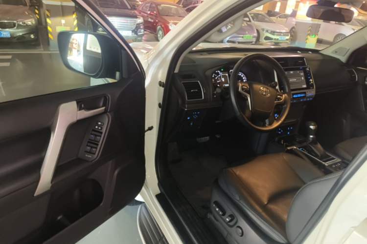 Used Toyota Prado 2018 3.5L Automatic TX-L NAVI with Rear-Mounted Spare Tire Driver Seat