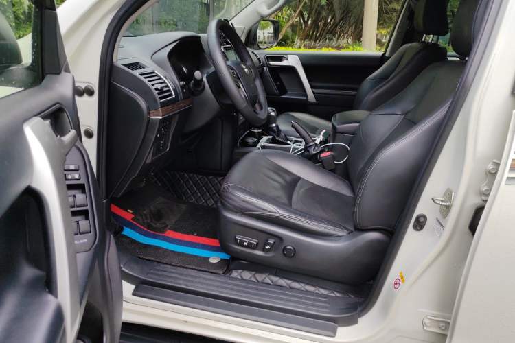 Used Toyota Prado 2018 3.5L Automatic TX-L Driver Seat
