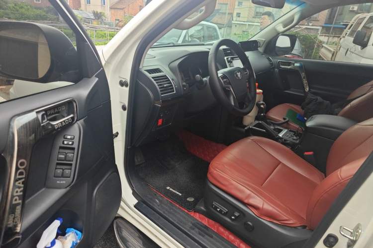 Used Toyota Prado 2018 3.5L Automatic TX-L with Rear-Mounted Spare Tire Driver Seat