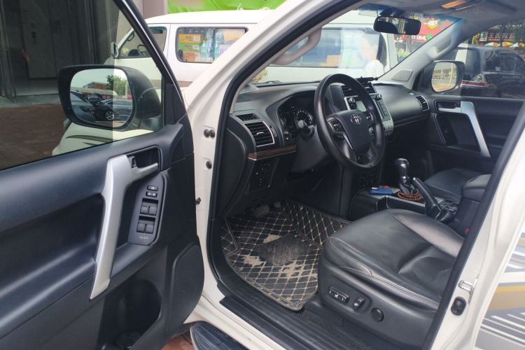Used Toyota Prado 2018 3.5L Automatic TX-L with Rear-Mounted Spare Tire Driver Seat