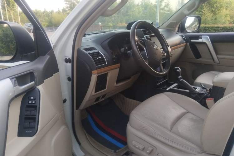 Used Toyota Prado 2018 3.5L Automatic TX-L Driver Seat