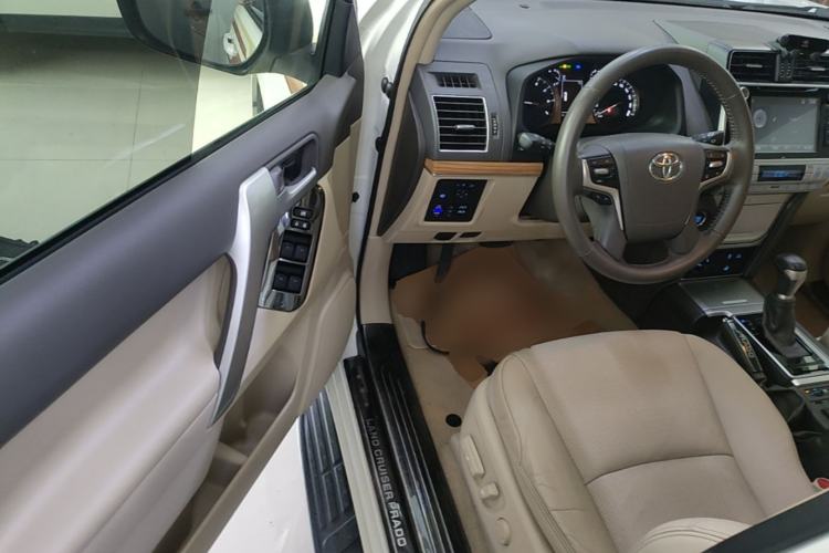 Used Toyota Prado 2018 3.5L Automatic TX-L with Rear-Mounted Spare Tire Driver Seat