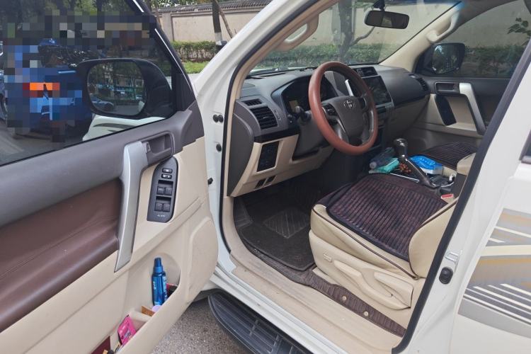 Used Toyota Prado 2018 2.7L TXL Nine-Cylinder External Fuel Tank Large Fuel Capacity – Middle East Driver Seat