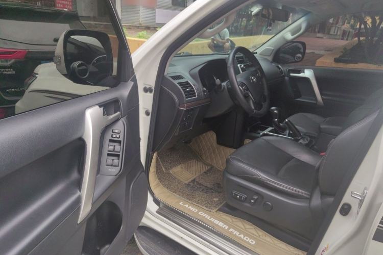 Used Toyota Prado 2018 3.5L Automatic TX Driver Seat