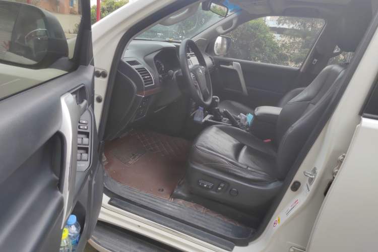 Used Toyota Prado 2018 3.5L Automatic TX-L with Rear-Mounted Spare Tire Driver Seat