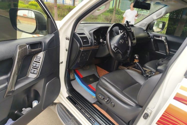Used Toyota Prado 2018 3.5L Automatic TX-L NAVI with Rear-Mounted Spare Tire Driver Seat