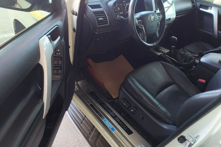 Used Toyota Prado 2018 3.5L Automatic TX-L NAVI Driver Seat