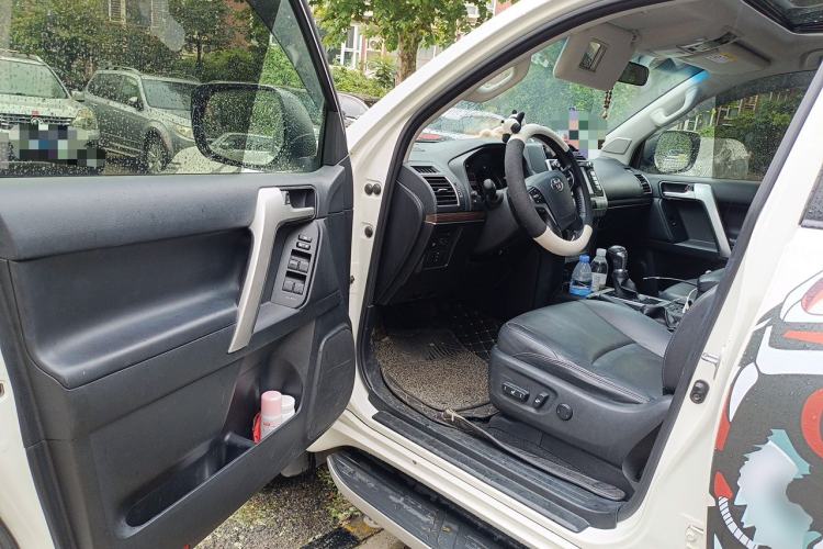 Used Toyota Prado 2018 3.5L Automatic TX-L with Rear-Mounted Spare Tire Driver Seat