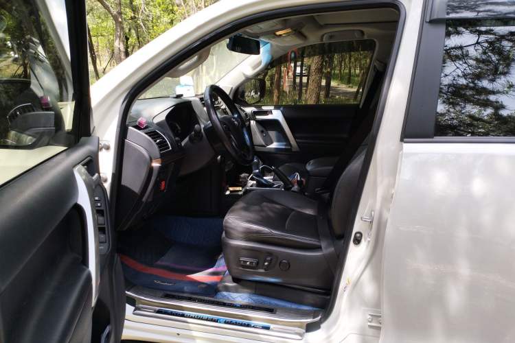 Used Toyota Prado 2018 3.5L Automatic TX-L with Rear-Mounted Spare Tire Driver Seat