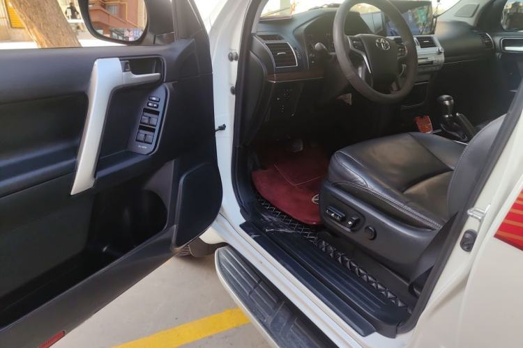 Used Toyota Prado 2018 3.5L Automatic TX-L with Rear-Mounted Spare Tire Driver Seat