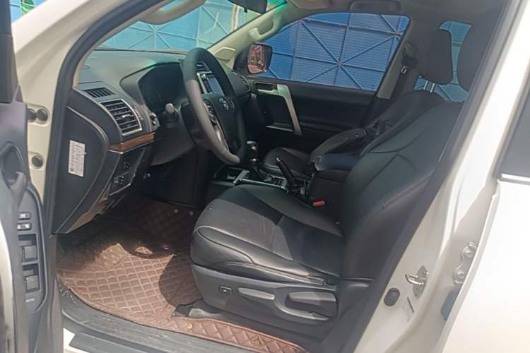 Used Toyota Prado 2018 3.5L Automatic TX Driver Seat