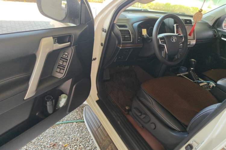 Used Toyota Prado 2018 3.5L Automatic TX Driver Seat