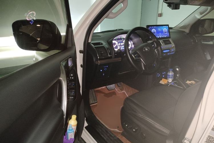 Used Toyota Prado 2018 3.5L Automatic TX-L with Rear-Mounted Spare Tire Driver Seat