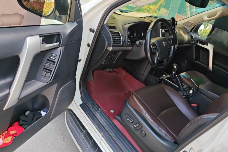 Used Toyota Prado 2018 3.5L Automatic TX-L with Rear-Mounted Spare Tire Driver Seat