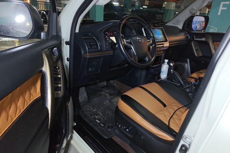 Used Toyota Prado 2018 3.5L Automatic TX-L Driver Seat