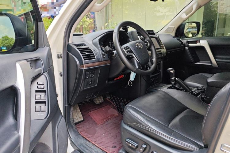 Used Toyota Prado 2018 3.5L Automatic TX-L NAVI with Rear-Mounted Spare Tire Driver Seat