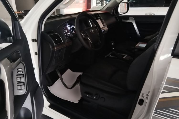 Used Toyota Prado 2018 3.5L Automatic TX-L NAVI Driver Seat