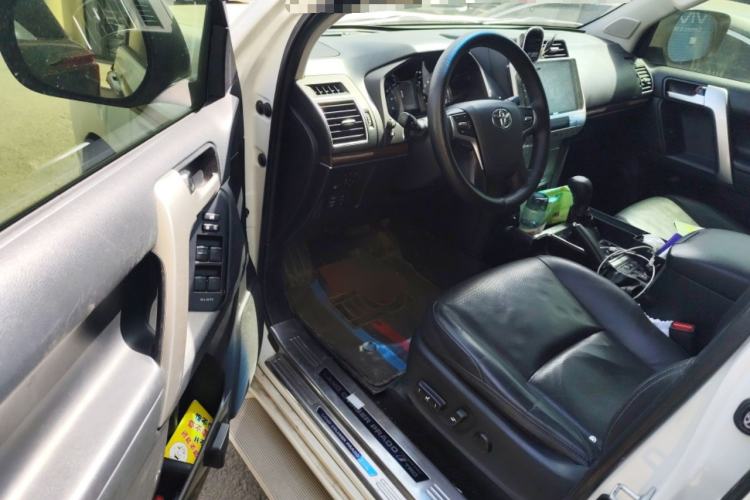 Used Toyota Prado 2018 3.5L Automatic TX-L with Rear-Mounted Spare Tire Driver Seat