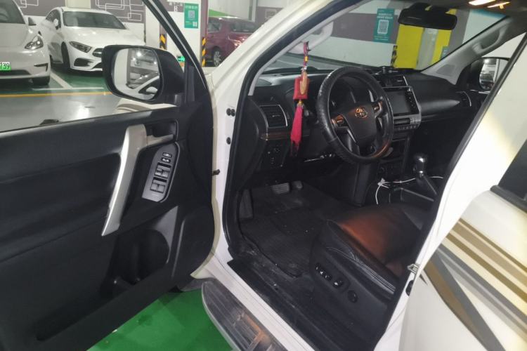 Used Toyota Prado 2018 3.5L Automatic TX-L with Rear-Mounted Spare Tire Driver Seat