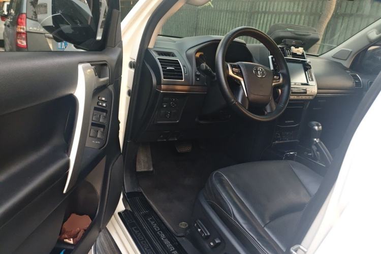 Used Toyota Prado 2018 3.5L Automatic TX-L with Rear-Mounted Spare Tire Driver Seat