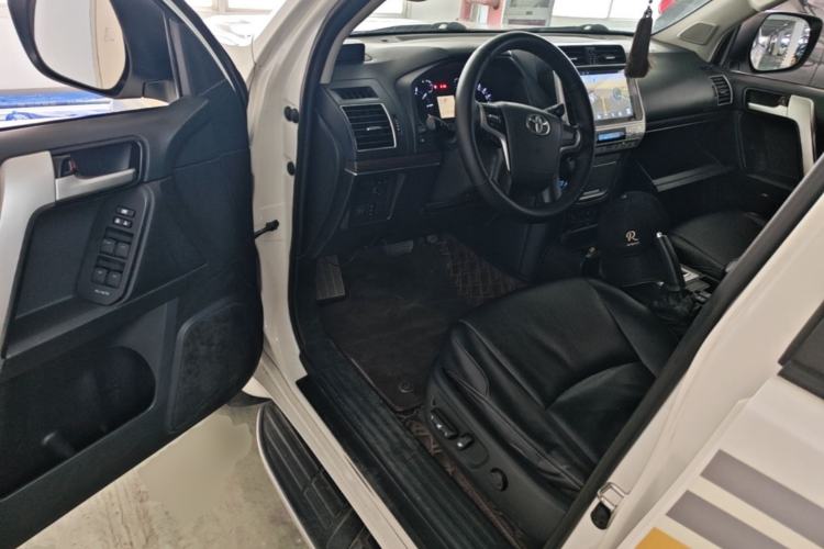 Used Toyota Prado 2018 3.5L Automatic TX Driver Seat
