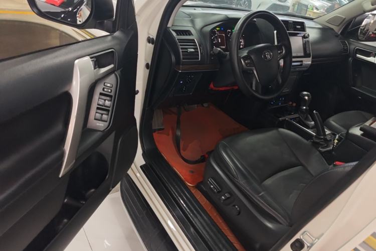 Used Toyota Prado 2018 3.5L Automatic TX-L Driver Seat
