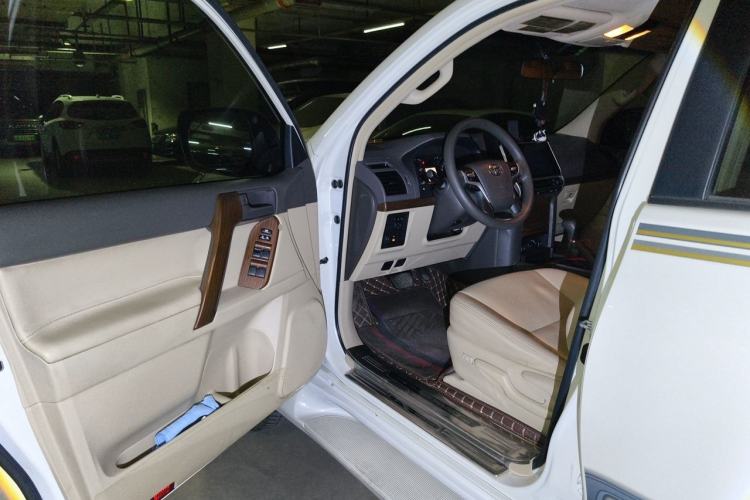 Used Toyota Prado  Driver Seat