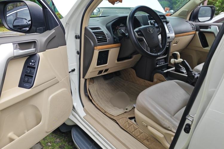 Used Toyota Prado 2018 3.5L Automatic TX Driver Seat