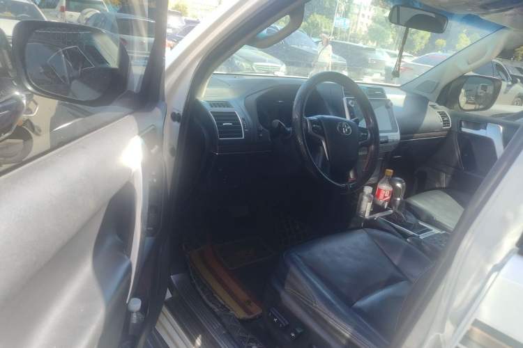 Used Toyota Prado 2018 3.5L Automatic TX-L Driver Seat