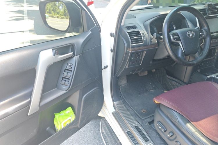 Used Toyota Prado 2018 3.5L Automatic TX-L Driver Seat