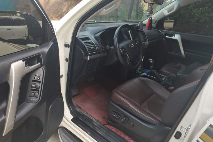 Used Toyota Prado 2018 3.5L Automatic TX-L NAVI with Rear-Mounted Spare Tire Driver Seat