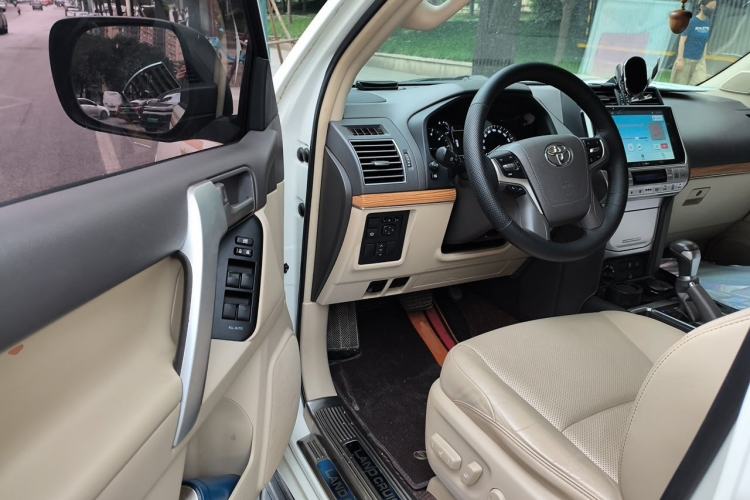 Used Toyota Prado 2018 3.5L Automatic TX-L with Rear-Mounted Spare Tire Driver Seat