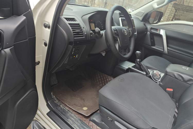 Used Toyota Prado 2018 3.5L Automatic SX Driver Seat