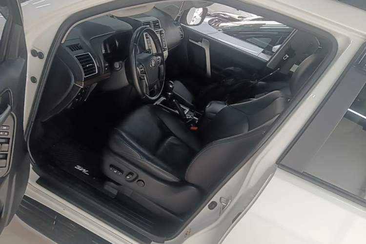Used Toyota Prado 2018 3.5L Automatic TX-L NAVI Driver Seat