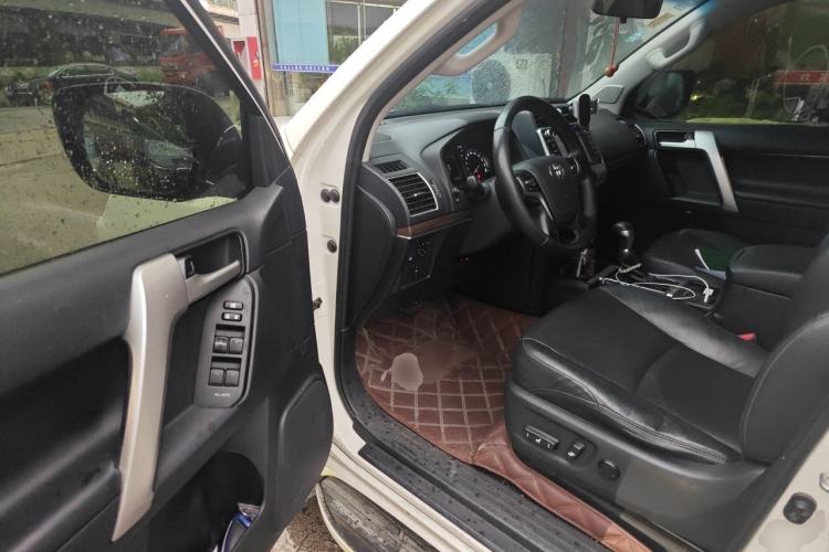 Used Toyota Prado 2018 3.5L Automatic TX-L Driver Seat
