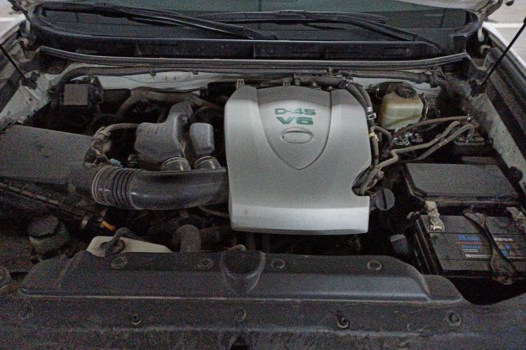 Used Toyota Prado 2018 3.5L Automatic TX-L NAVI with Rear-Mounted Spare Tire Engine Bay