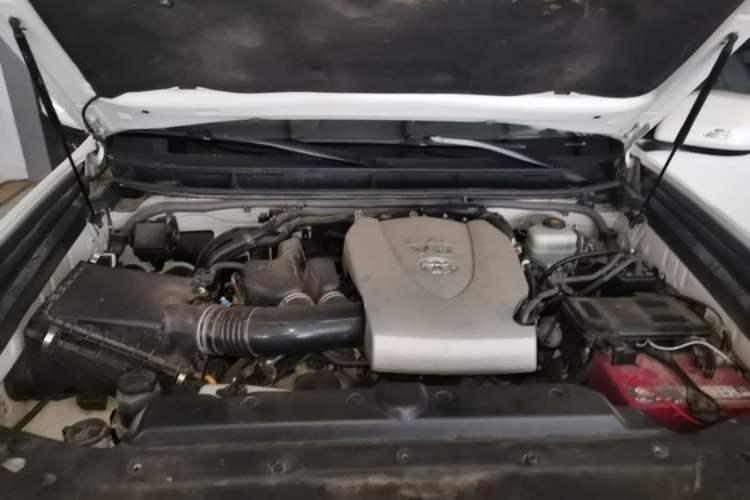 Used Toyota Prado 2018 3.5L Automatic VX NAVI with Rear-Mounted Spare Tire Engine Bay
