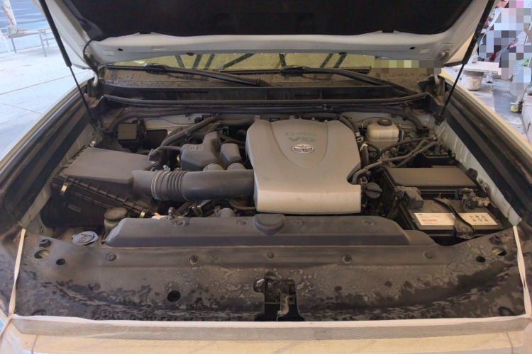 Used Toyota Prado 2018 3.5L Automatic VX NAVI with Rear-Mounted Spare Tire Engine Bay