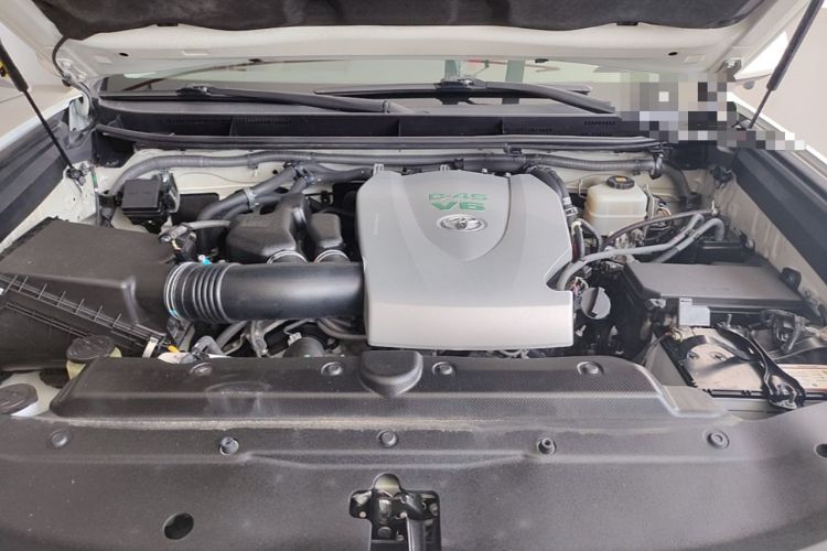 Used Toyota Prado 2018 3.5L Automatic TX-L with Rear-Mounted Spare Tire Engine Bay