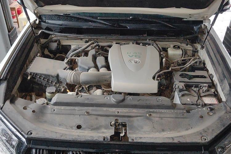 Used Toyota Prado 2018 3.5L Automatic TX-L with Rear-Mounted Spare Tire Engine Bay