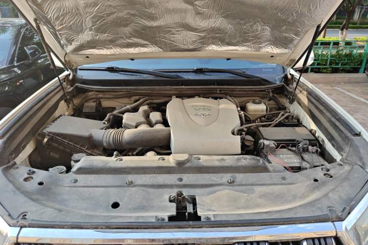 Used Toyota Prado 2018 3.5L Automatic SX Engine Bay