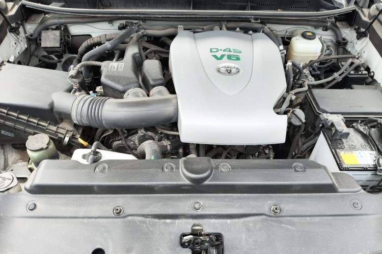 Used Toyota Prado 2018 3.5L Automatic TX Engine Bay